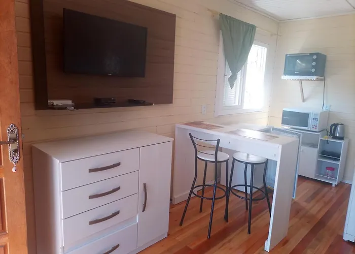 Cabana Uva Niagara
